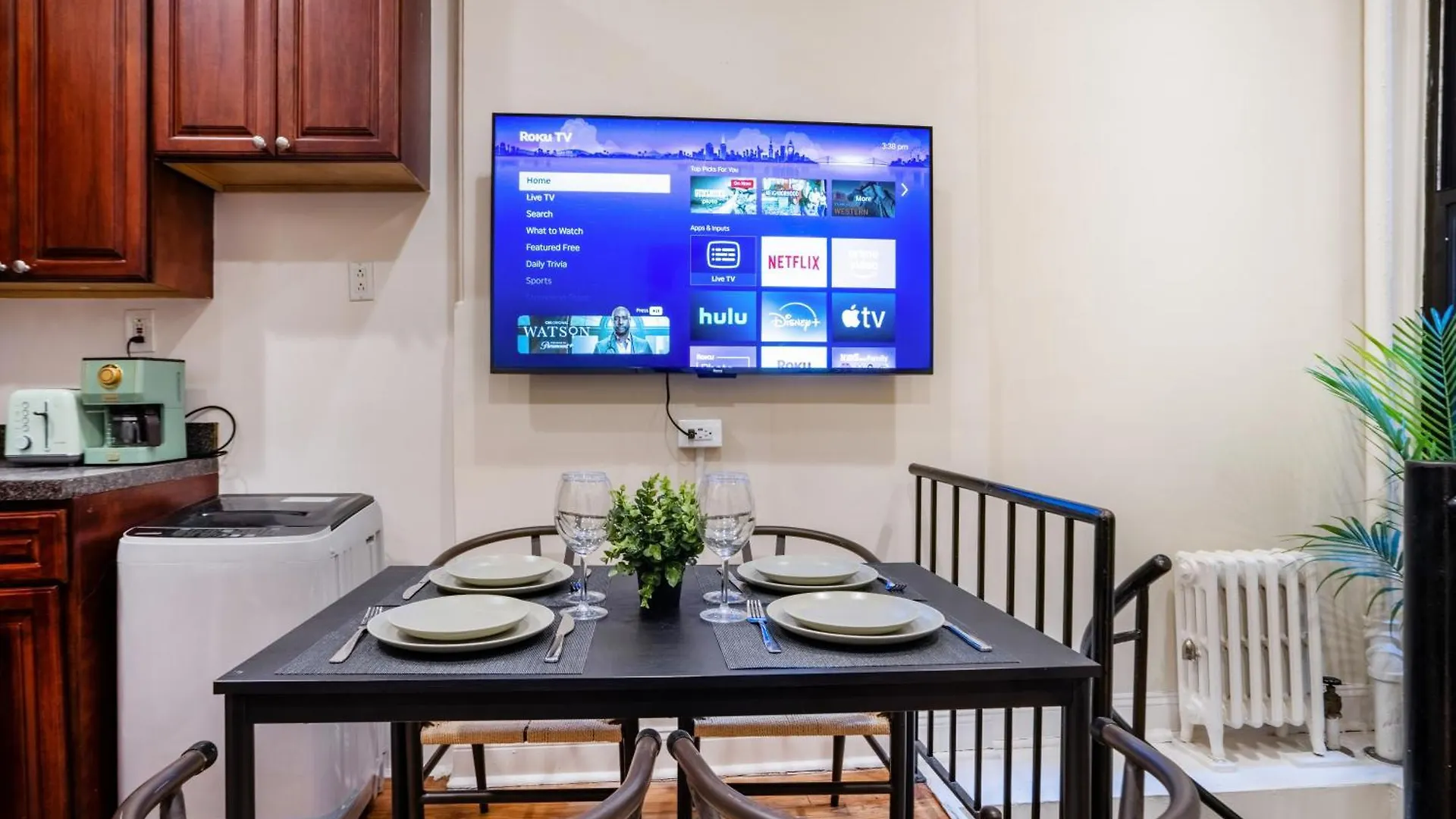 3 Bedroom Cozy Home In Manhattan Valley New York 0*,  United States